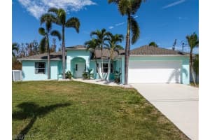 5748 Linden Ln, Bokeelia