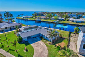 250 Bangsberg Road, Port Charlotte, FL 33952 - MLS#225048883