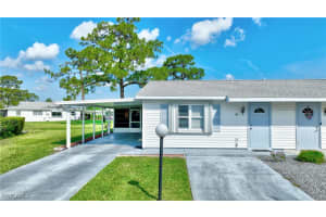 26 Pinewood Blvd, Lehigh Acres