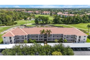 7065 Dennis Cir F204, Naples