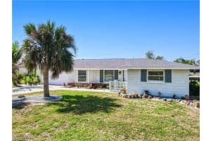 148 Salem Avenue, Port Charlotte, FL 33952 - MLS#225048985