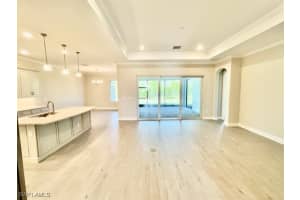 16800 BAY ISLAND Court, Bonita Springs, FL 34135 - MLS#225048992
