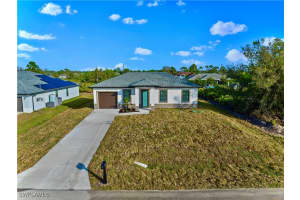 3204 15th Street, Lehigh Acres, FL 33976 Sold 06/27/25
