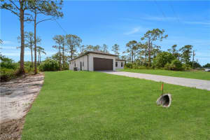 920 Palmetto Avenue, Lehigh Acres, FL 33972 - MLS#225049008