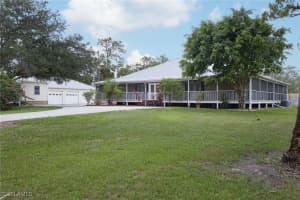 850 12th Ave Nw, Naples