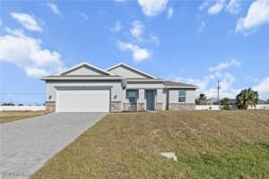 2115 Ne 16th Ter, Cape Coral