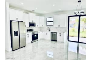 450 Redwing Street, Lehigh Acres, FL 33974 - MLS#225049184