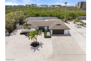 52 Fairview Blvd, Fort Myers Beach