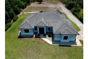 836 14th Street, Naples, FL 34117 - MLS#225049271