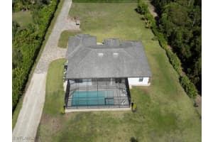836 14th Street, Naples, FL 34117 - MLS#225049271