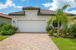 1555 Marton Court, Naples, FL 34113 - MLS#225049330