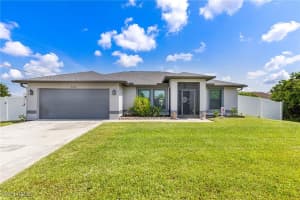 4008 27th Street, Lehigh Acres, FL 33976 Sold 07/17/25