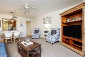 11 Bluebill Avenue, Naples, FL 34103 - MLS#225049374