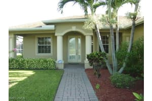 1009 33rd Terrace, Cape Coral, FL 33914 - MLS#225049418