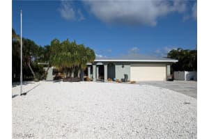 11397 Argentine Ct, Bokeelia