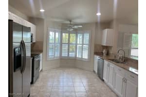 300 Diamond Cir 302, Naples