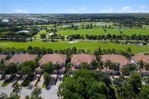 9022 Cascada Way 201, Naples