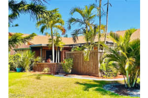 6396 Royal Woods Dr, Fort Myers