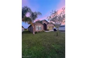 742 Center Lake Street, Lehigh Acres, FL 33974 - MLS#225049514