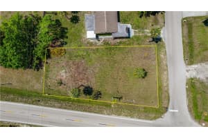 335 Ottumwa Avenue, Fort Myers, FL 33905 - MLS#225049561