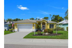 2040 Embarcadero Way, North Fort Myers