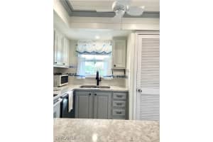 325 Charlemagne Boulevard, Naples, FL 34112 - MLS#225049586