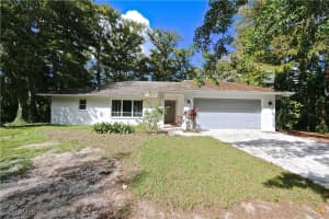 5461 Boxwood Way, Naples
