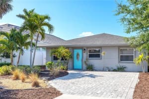 736 94th Ave N, Naples