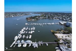 618 12th Avenue, Naples, FL 34102 - MLS#225049628