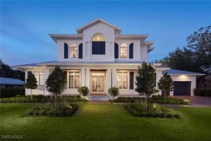 375 Wedge Drive, Naples, FL 34103 - MLS#225049650