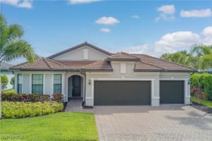 2337 Tangerine Ln, Naples