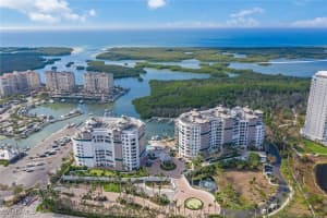 13675 Vanderbilt Drive, Naples, FL 34110 - MLS#225049685