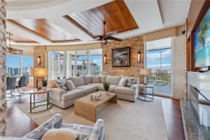 13675 Vanderbilt Drive, Naples, FL 34110 - MLS#225049685