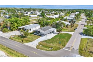 897 Manatee Road, Naples, FL 34114 Sold 08/08/25