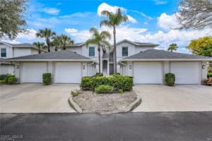 1345 Charleston Square Dr 102, Naples