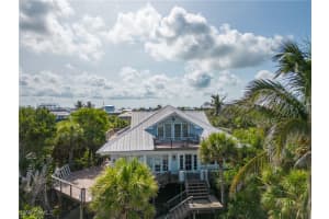 551 Gulf Ln, Captiva