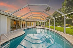 636 Park Shore Drive, Naples, FL 34103 - MLS#225049782