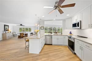 636 Park Shore Drive, Naples, FL 34103 - MLS#225049782