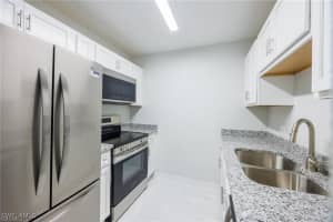 3225 Riverside Drive, Fort Myers, FL 33916 - MLS#225049802