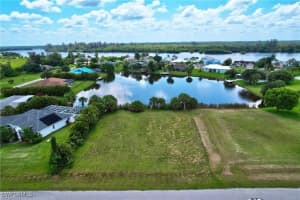 17091 Waters Edge Circle, North Fort Myers, FL 33917 - MLS#225049811
