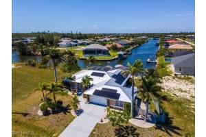 3821 Nw 23rd St, Cape Coral