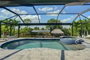 2142 Ne 27th Ter, Cape Coral