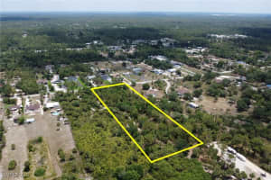 2720 2nd Avenue, Naples, FL 34117 - MLS#225049929