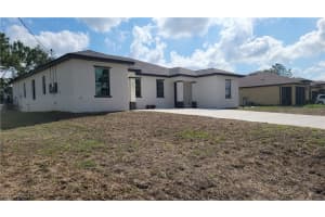 4402 Golfview Blvd 4400 Lehigh Acres, FL 33973 - Off Market