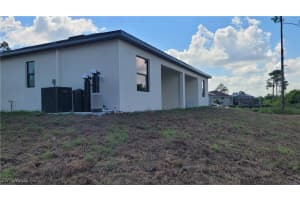 4402 Golfview Blvd 4400 Lehigh Acres, FL 33973 - Off Market