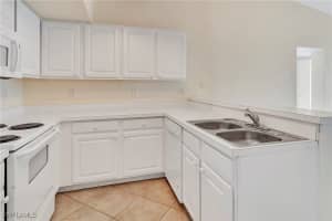 4135 Residence Drive Drive, Fort Myers, FL 33901 - MLS#225049931
