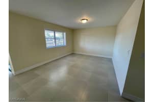 4052 Bayshore Drive, Naples, FL 34112 - MLS#225049980