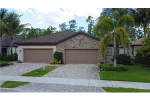 9076 Glenforest Dr, Naples
