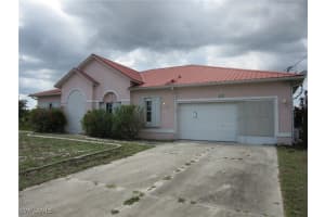 613 Chemstrand Street, Lehigh Acres, FL 33974 - MLS#225050011