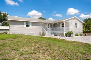 2313 Hines Avenue, Alva, FL 33920 Sold 08/28/25